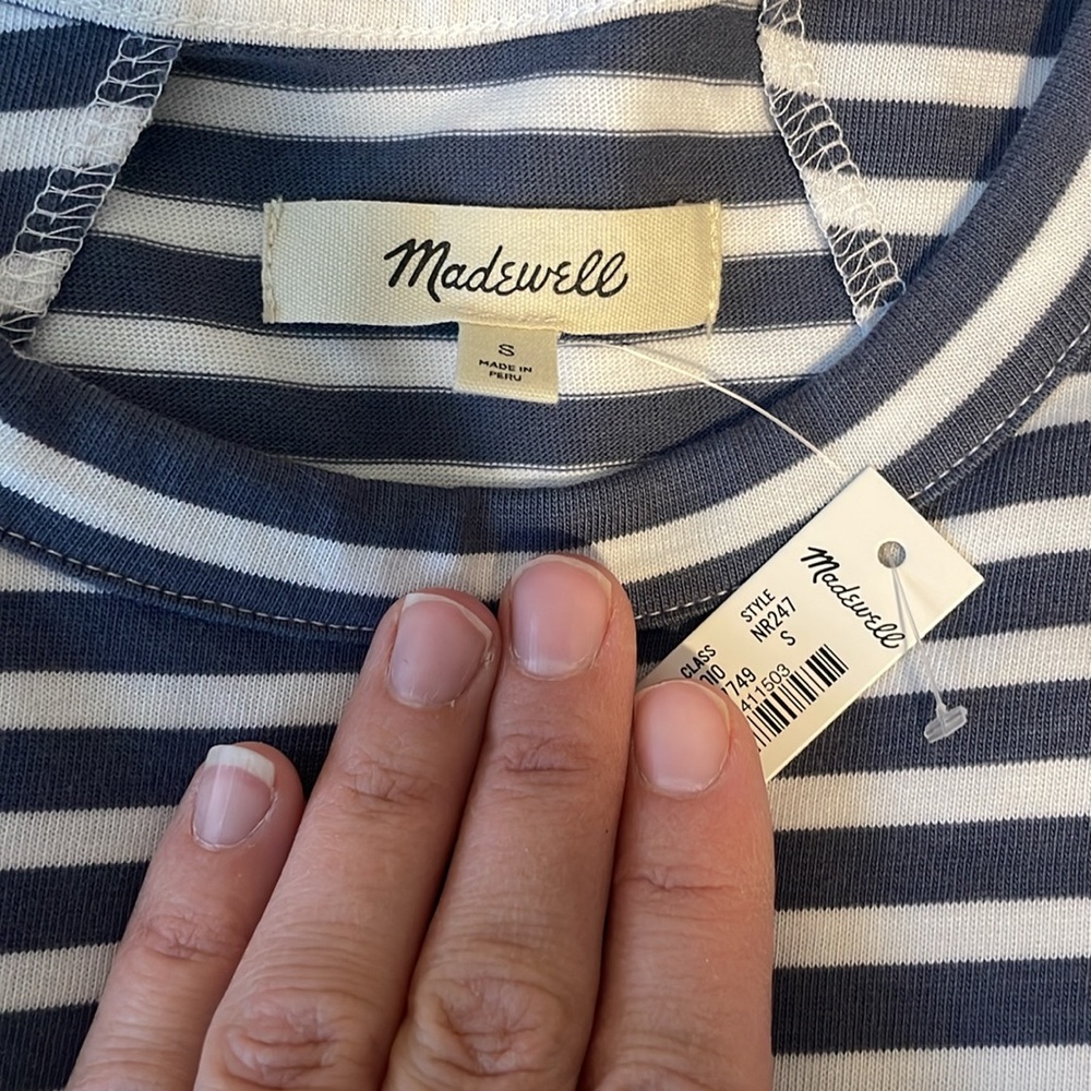 Structured Muscle Tee - Picture 3 of 5